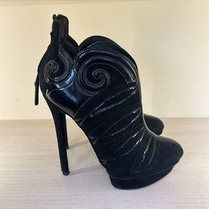 Brian Atwood size 36.5 black suede with patent sexy gorgeous high heel bootie .